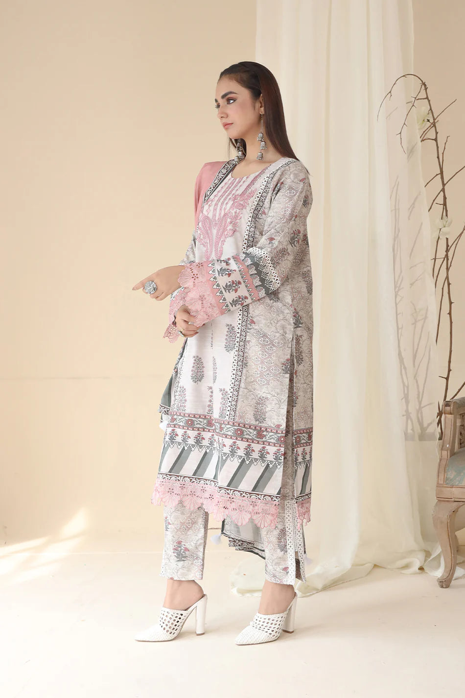 3 PIECE - EMBROIDERED KHADDAR MYS-3PW24-05